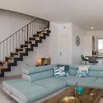 4 Star Duplex 