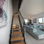 4 Star Duplex 